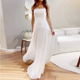 Robe plissée sans bretelles élégante